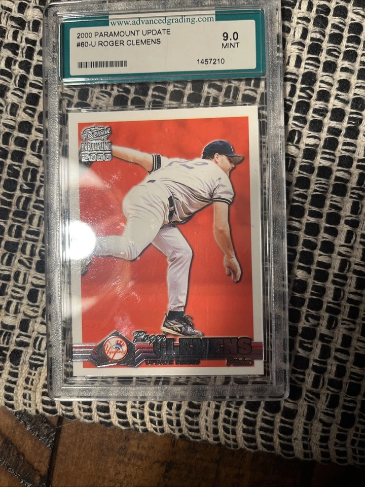 2000 Pacific Paramount Update - Roger Clemens #60-U - Image 3 of 4