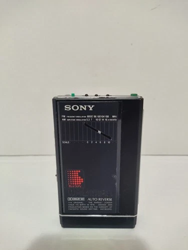 Vintage SONY WALKMAN WM-F100III FM/AM STEREO CASSETTE PLAYER PARTS OR REPAIR