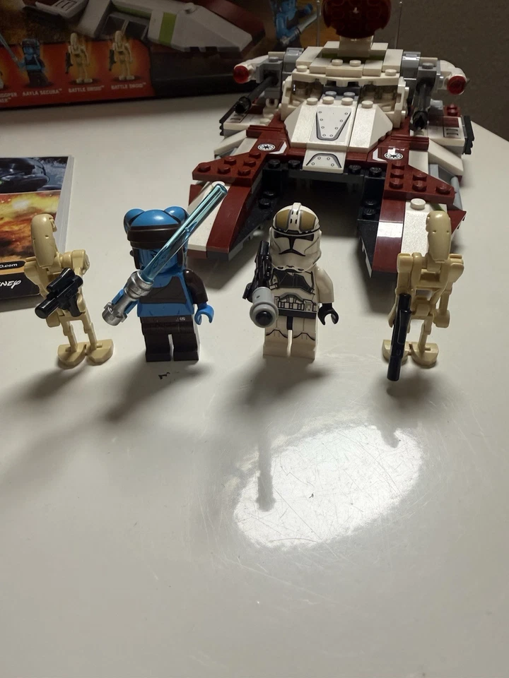 LEGO Star Wars 75182 Republic Fighter Tank, photo 4 sur 5