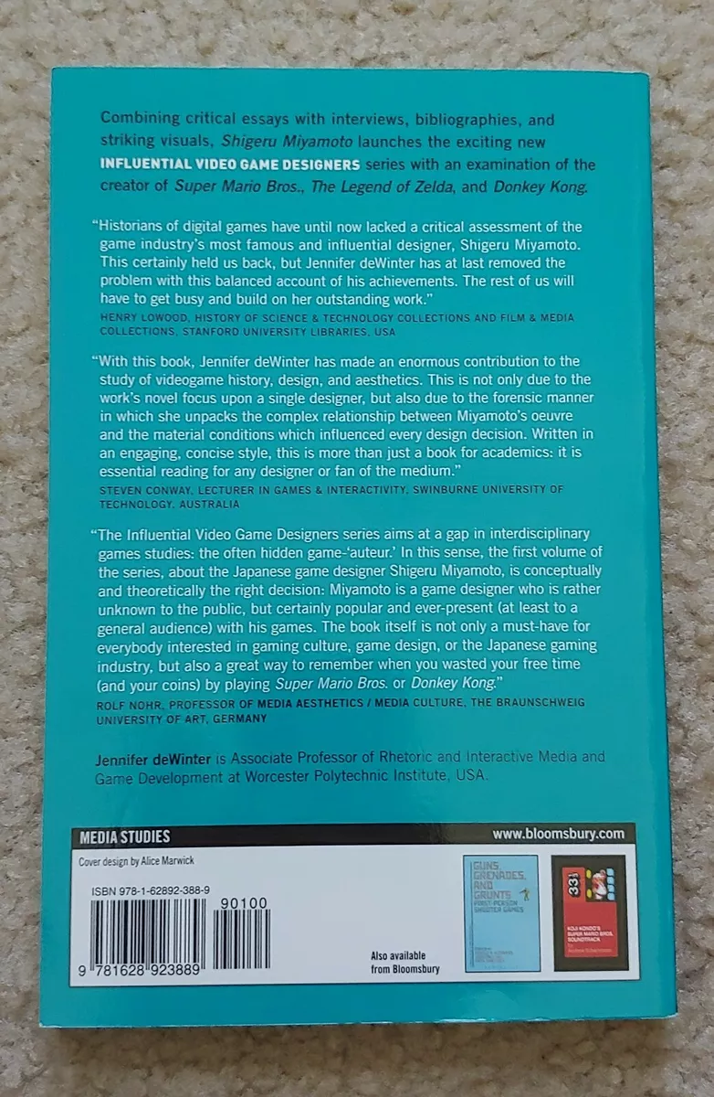  Shigeru Miyamoto: Super Mario Bros., Donkey Kong, The Legend of  Zelda (Influential Video Game Designers): 9781628923889: deWinter,  Jennifer, Kocurek, Carly A., deWinter, Jennifer: Books