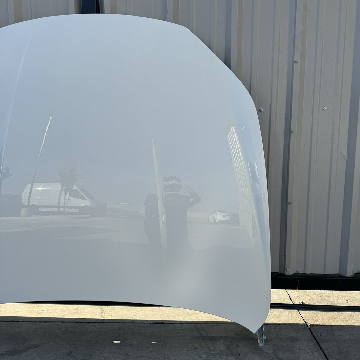 14-23 MASERATI GHIBLI HOOD BONNET PANEL ASSEMBLY WITH HINGES 14-23 MASERATI GHIBLI HOOD BONNET PANEL ASSEMBLY WITH HINGES