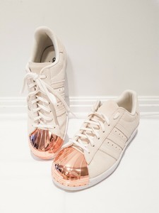 superstar metallic toe