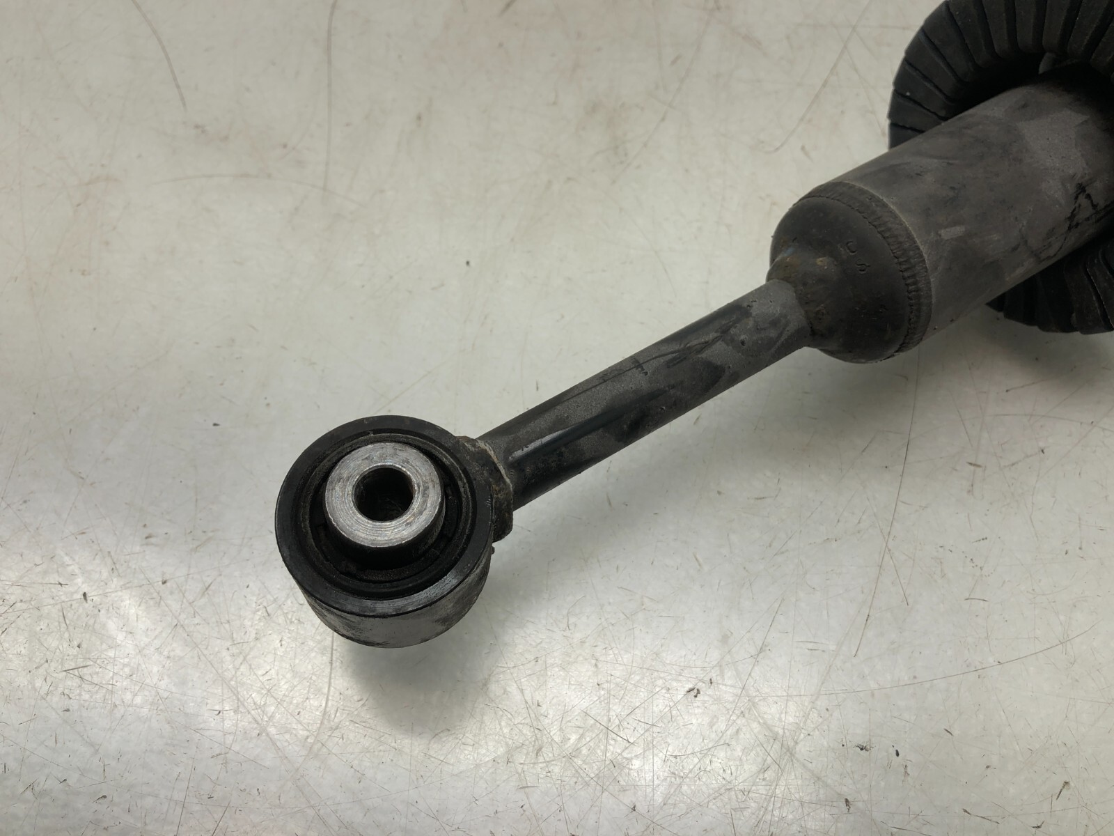 2014-2019 MASERATI GHIBLI SQ4 AWD LEFT DRIVER REAR SHOCK ABSORBER STRUT OEM.