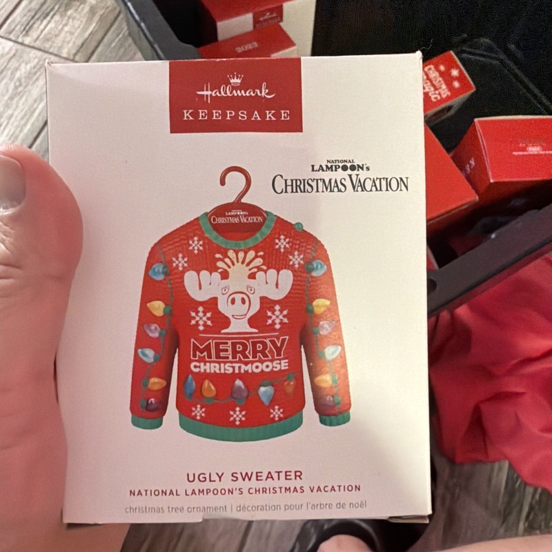 HALLMARK UGLY SWEATER NATIONAL LAMPOON'S CHRISTMAS VACATION ORNAMENT SOUND MUSIC