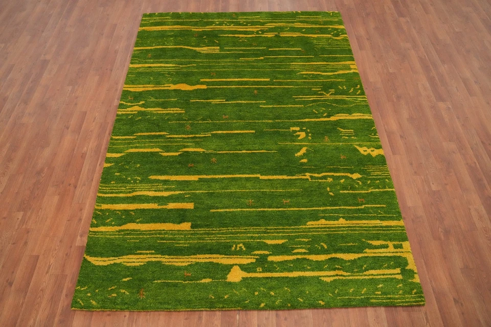 Alfombra verde/dorada 5x8 hecha a mano de lana diseño de líneas contemporáneo Foto 4 de 4
