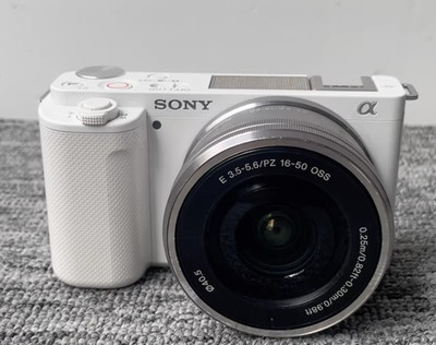 Sony ZV-E10 ZVE10 24.2MP Mirrorless Camera with 16-50mm Lens Black 95%New