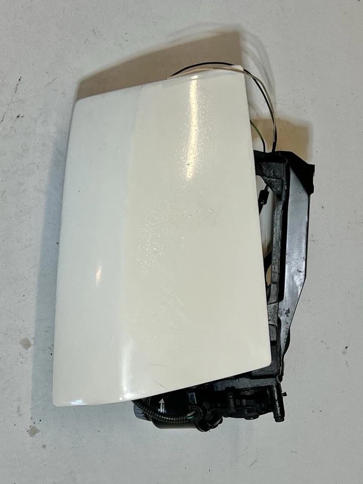 Правосторонняя фара в сборе для пассажира BUICK REATTA 1988-1991 белая/отличная - Изображение 3 из 4