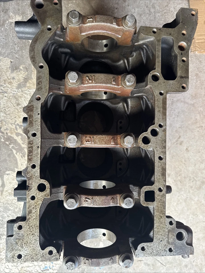FORD TRANSIT 2011to 2017 2.2 DIESEL BARE ENGINE BLOCK FWD. BK2Q6015AA - Image 4 of 4