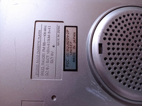 REPRODUCTOR DE CASETE RADIO ESTÉREO FM MODELO V-2P UNISEF - Imagen 4 de 11
