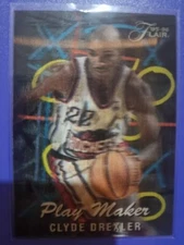 CLYDE DREXLER 1995-96 Flair Play Maker Lenticular Rare