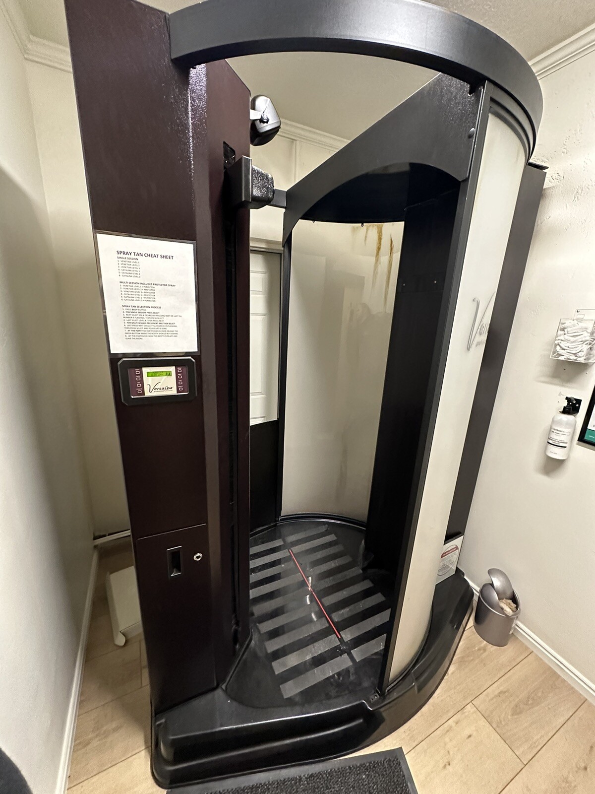 Sunless Inc Versa Spa Spray Tan Booth Automatic Spray Tan Machine eBay