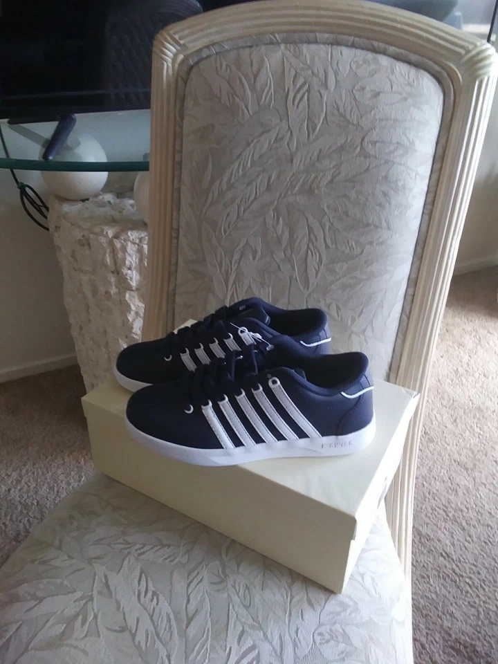 AUTÉNTICO CUERO SINTÉTICO AZUL PARA NIÑOS PEQUEÑOS "K-SWISS". C/WHT. ZAPATILLAS RAYAS 3 Foto 3 de 4