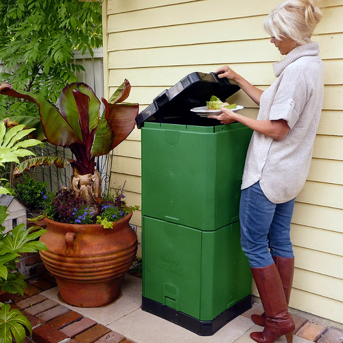 Aerobin 200L Hot Composter, Green Hot Bin Composting, Organic Garden