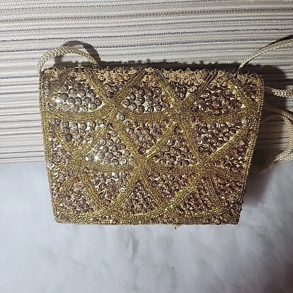 Bolsa de noite vintage dourada com alça de corda bolsa clutch  - Imagem 4 de 4