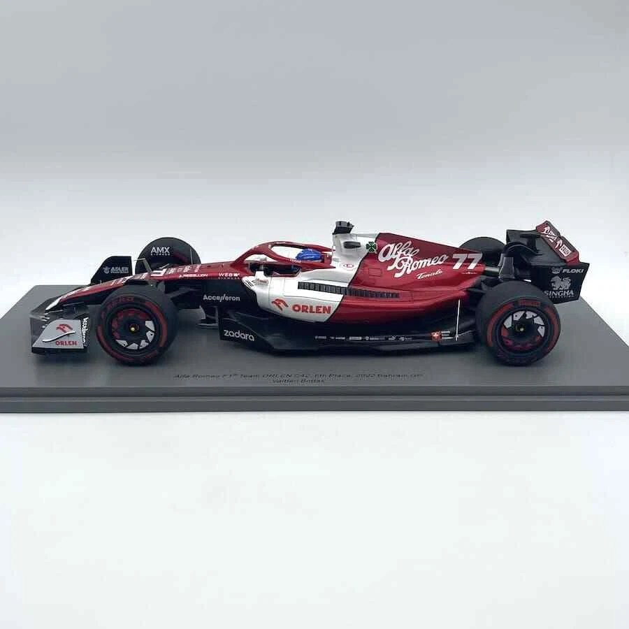 Modellino F1 Spark 1/18 Alfa Romeo F1 Team Orlen C42 6th place Bahrain GP 2022 # - Immagine 3 di 4
