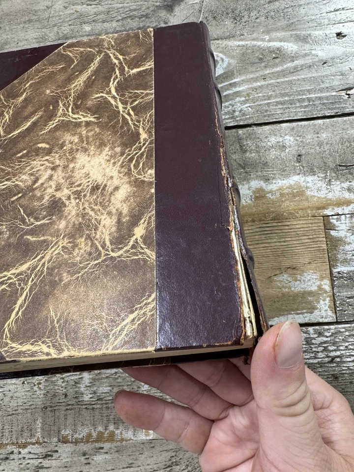 c. 1900's Antique Handwritten Islamic Arabic Book “Sahih of Imam Al-Bukhari” Foto 3 de 4