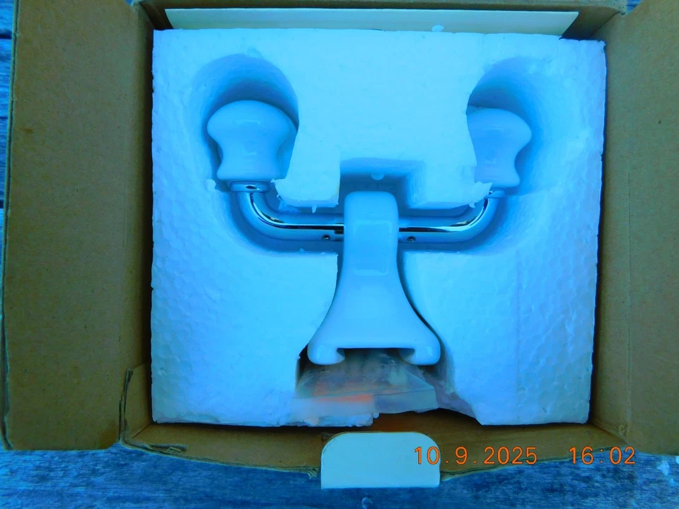 POTTERY BARN AMERICANA DOUBLE WALL HOOK POLISHED CHROME & WHITE NEW IN BOX - Image 3 of 4