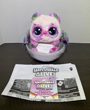 Hatchimals Alive Pandoo Exclusive Mystery Toy Creature White Rainbow Talks Wings