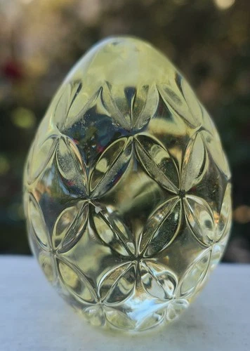 Vintage Yellow Waterford Crystal Egg Paperweight Excellent Condition