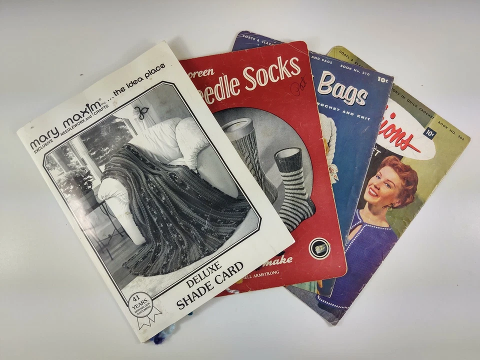 Lot Of 4, Deluxe Shade Card Hats Bags Socks Mary Maxim Coats and Clarks pp - Image 3 of 4