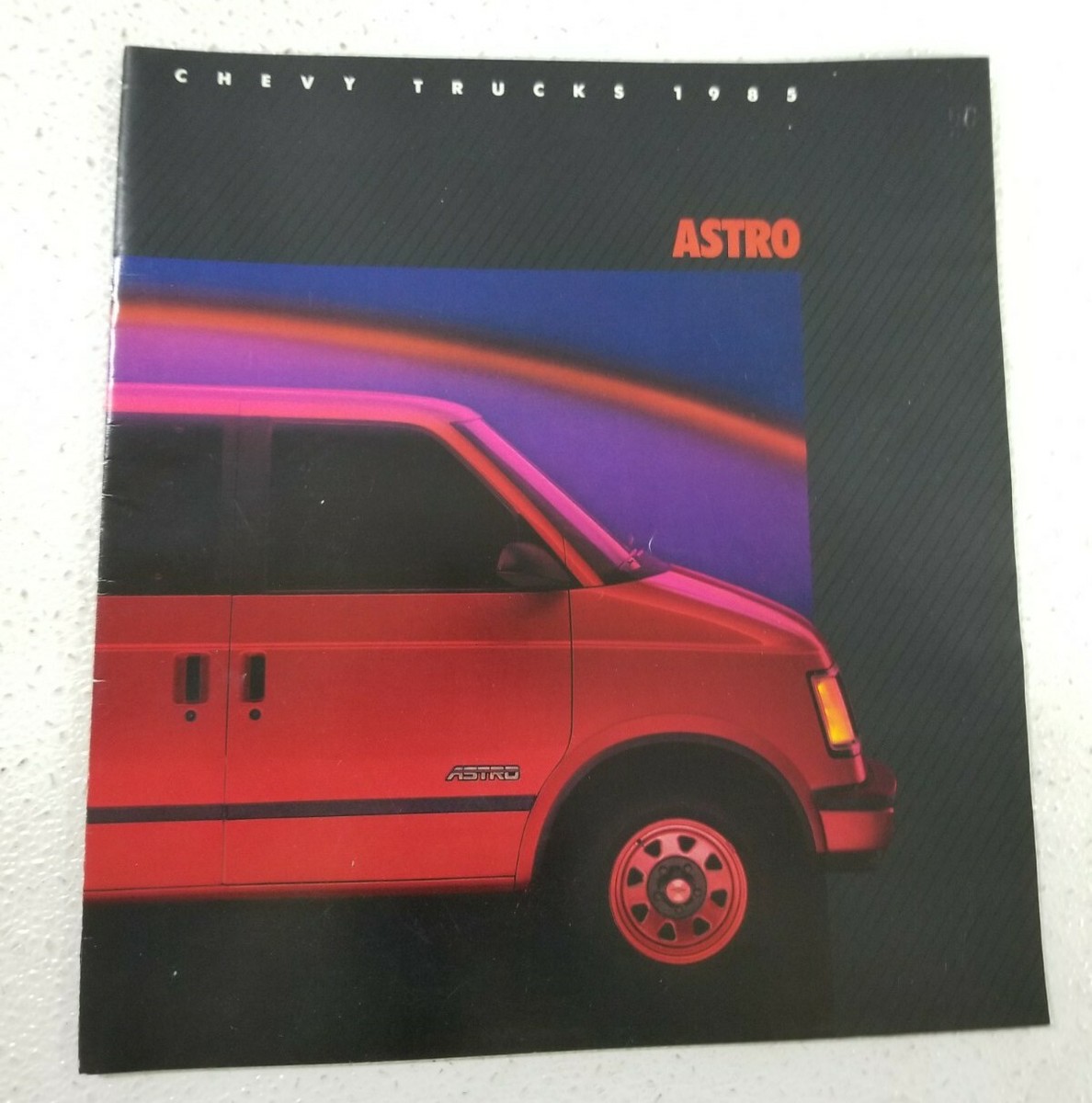 1985 Chevy ASTRO Van Brochure/Catalog with Color Chart: CL, CS