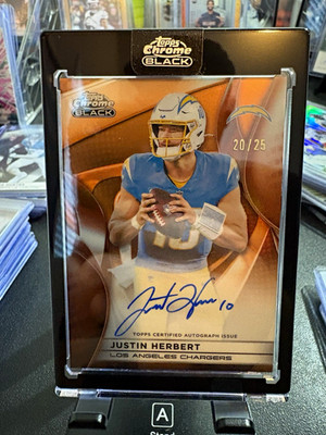 Topps 2025 Chrome Black Football Justin Herbert Chargers Auto AU-JHE 20/25