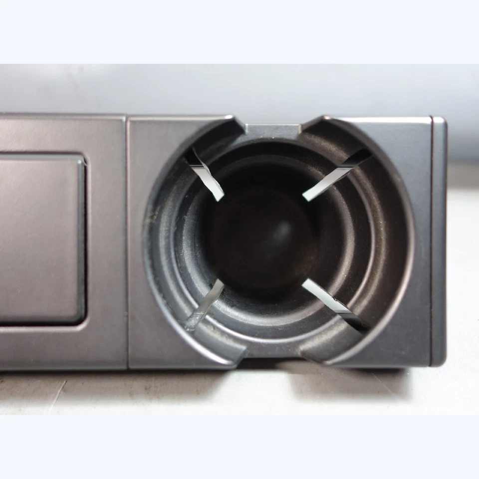 Cenicero portavasos consola central delantera BMW Serie 3 1992-1999 dañado original Foto 4 de 4