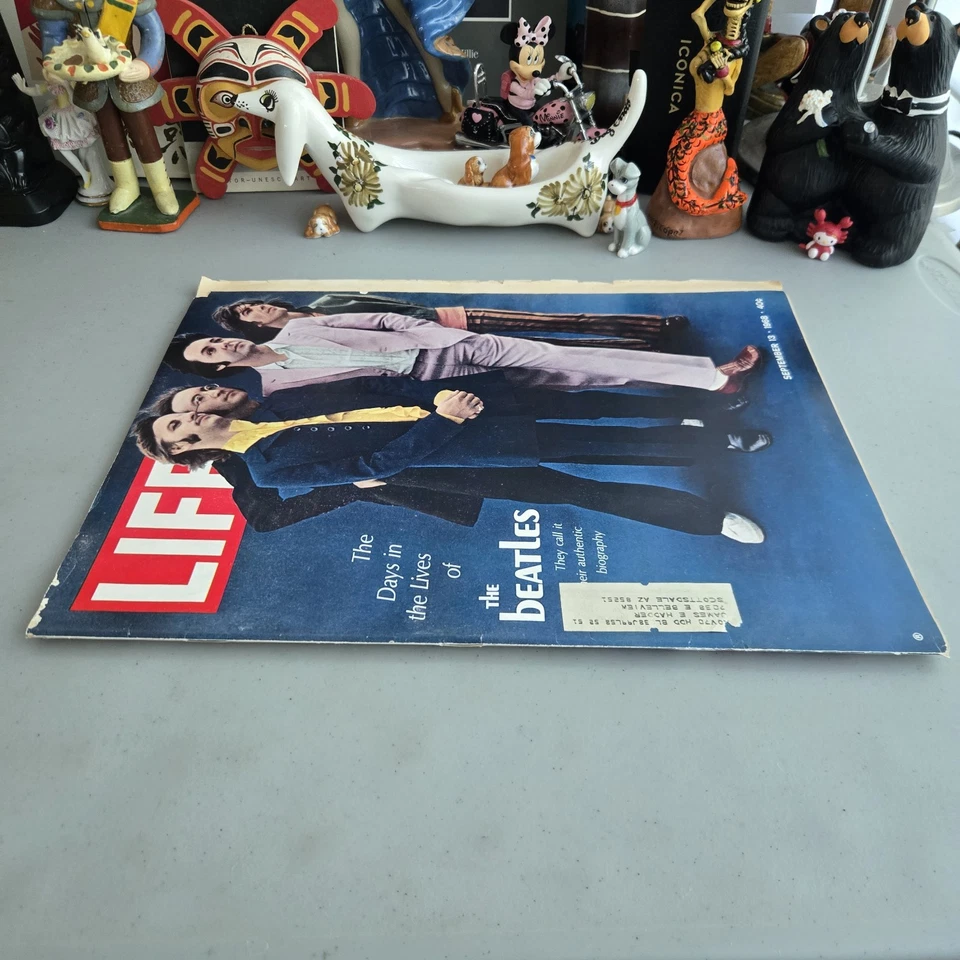 The Beatles LIFE MAGAZINE Sept 13, 1968 The Days in the Lives of the Beatles - Image 2 of 4