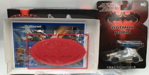 Batman & Robin: Freeze-Mobile Carded Die Cast Model & Model Kit - Bild 4 von 6