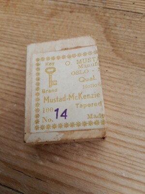 Vintage Box Mustad Haken