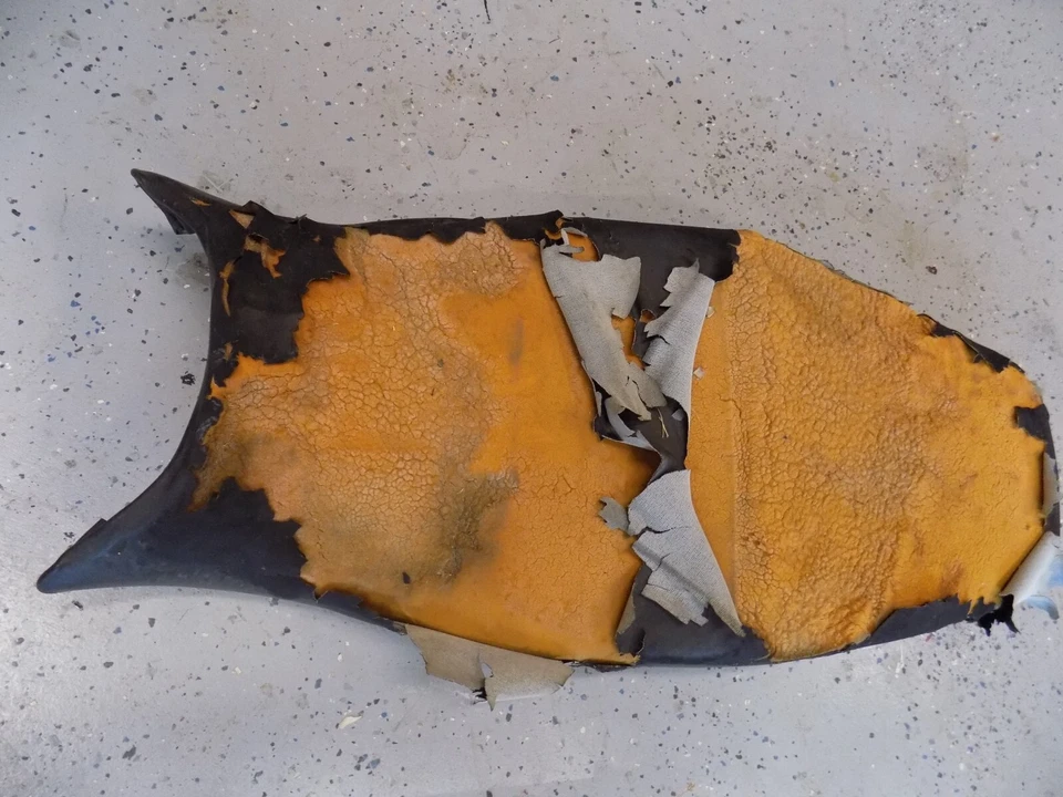 Yamaha YZF600R 1998 montaje de asiento OEM Foto 2 de 4