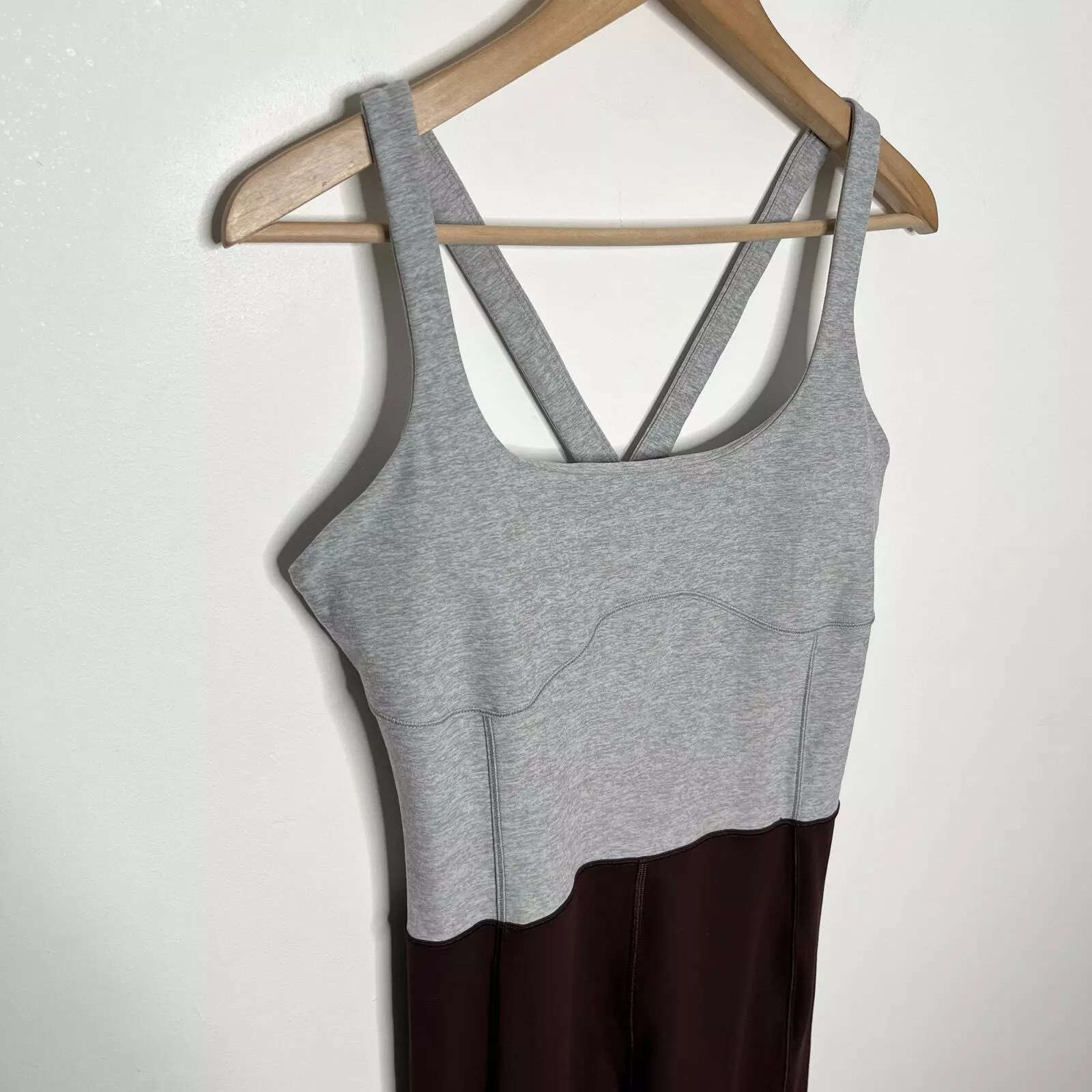 vuori colorblock corset activewear padded bra 