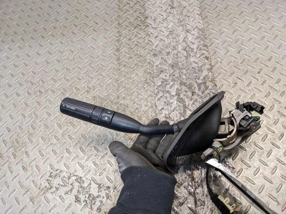 OEM 2011-2016 Ford F250 F350 Steering Column Shifter Shift Gear Lever Se 1180228 - Image 2 of 4