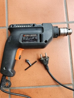 Verkaufe eine Black und Decker-Schlagbohrmaschine: BD 564 400 Watt Leistung