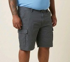 Men's Wrangler Relaxed Fit Cargo Shorts Steel Grey 10" Seam Above Knee Size 42