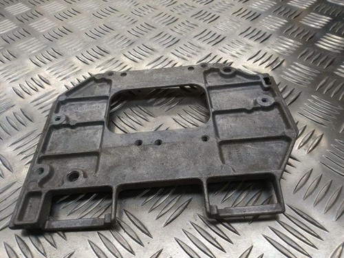 MERCEDES-BENZ E W210 Andere Motorraumteile A2105400373 1998 31431662