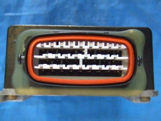 Encendedor de encendido MITSUBISHI Mirage dingo 2000 GF-CQ2A [usado] [PA01834167] Foto 2 de 2