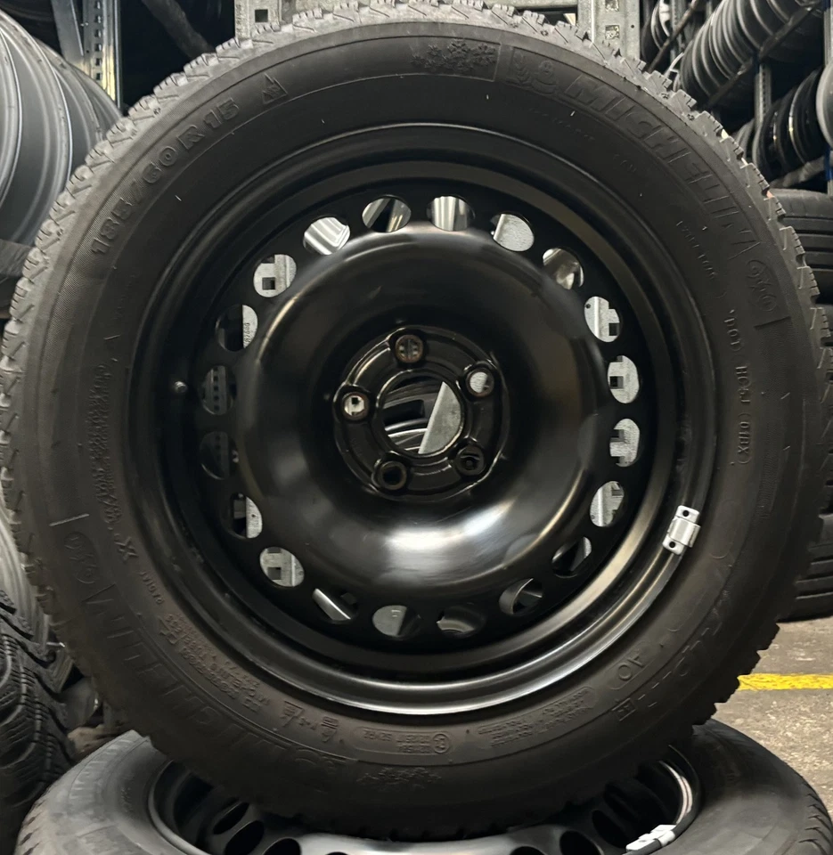 4x Original AUDI Winterräder 185/60 R15 88H - für A1 8X 1746 - Bild 2 von 3