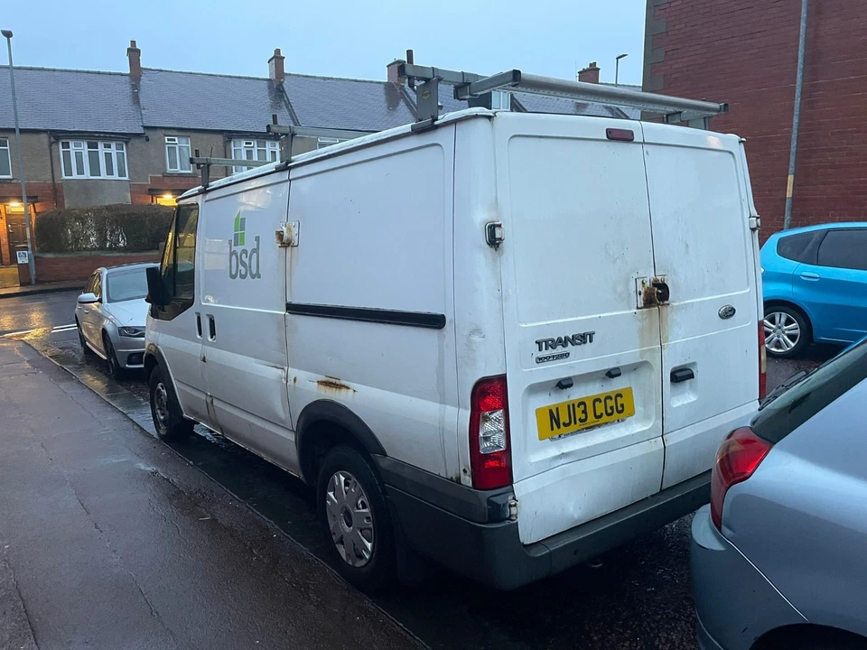 Transit van mk7 swb low roof - Image 3 of 4