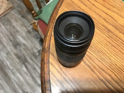 Canon zoom lens EF 75-300