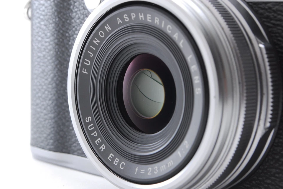 [EXC+6 w/charger] Fujifilm FinePix X100 12.3MP Digital Camera Silver From JAPAN - Image 3 of 4