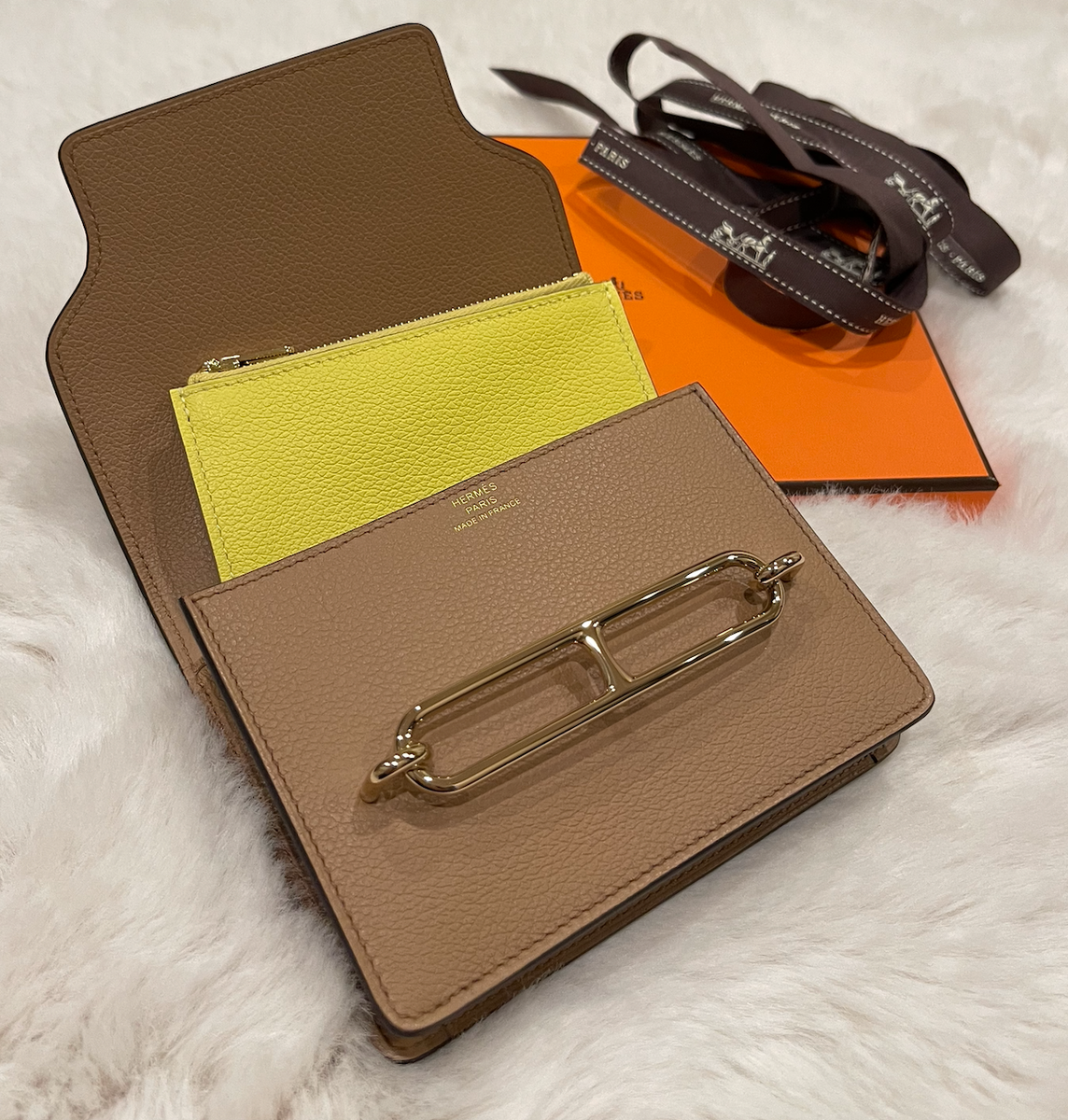Hermes Roulis Slim Wallet & Belt bag Chai Evercolour leather
