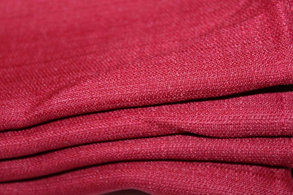 Essential Home JETTA红色织物餐巾4件套 — 第 2/2 张图片