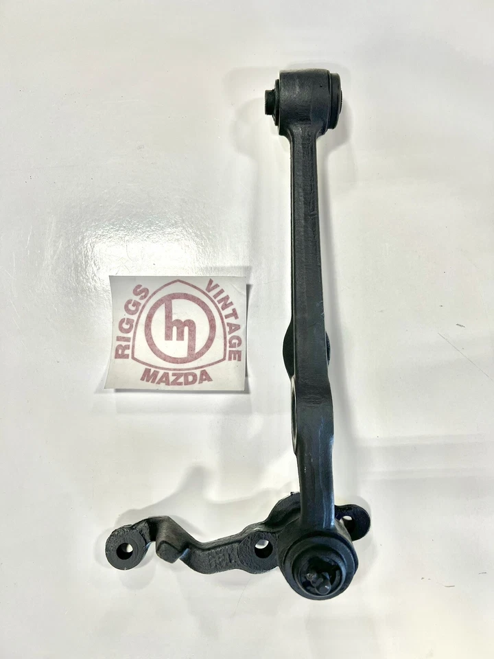 Brazos de control delanteros Mazda Rx3 808 Foto 3 de 4