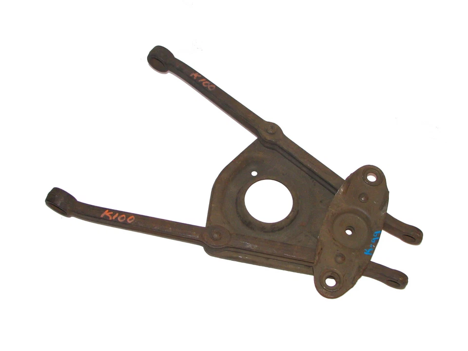 2 brazos de control inferiores de suspensión delantera Buick Special Super 1940 y principios de 1941 Foto 4 de 4