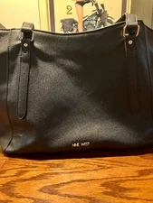 Nine West Hand Pretty Much Perfect Condition Great Size Great Price