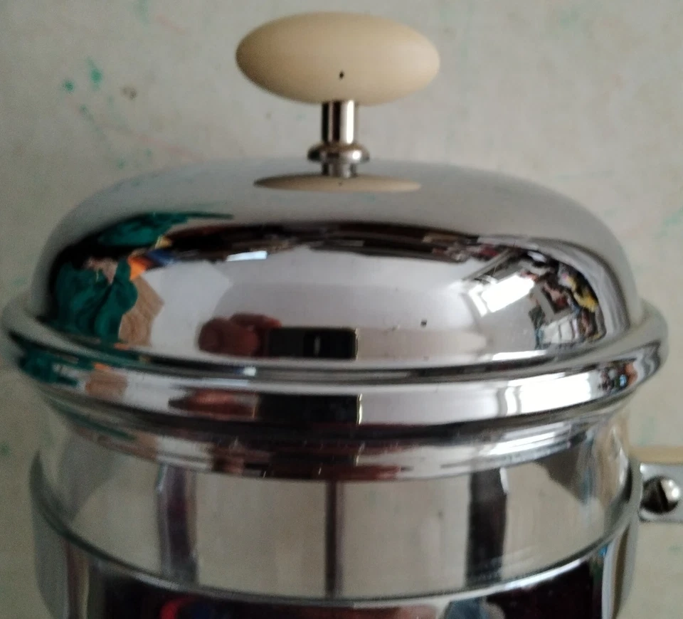 CAFETIERE A PISTON BODUM - 1,5 litre-Jamais utilisée- Neuve sans emballage - Photo 3/3