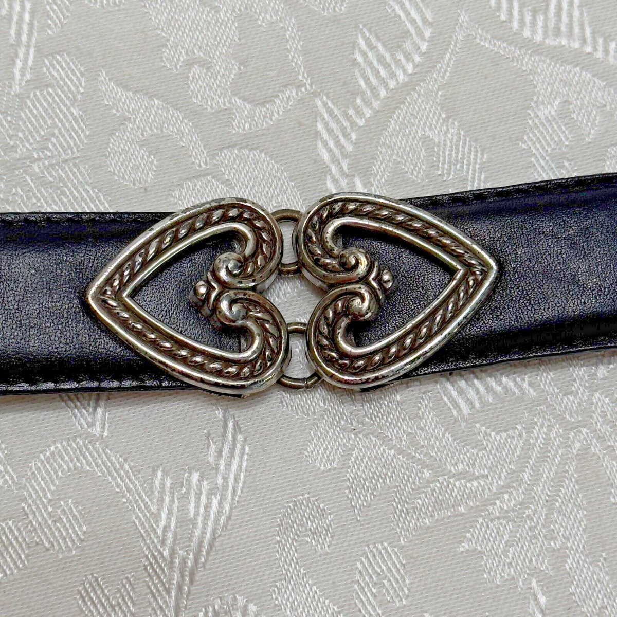 Vintage Brighton Sz L Black Leather Heart Belt 40403 Section 