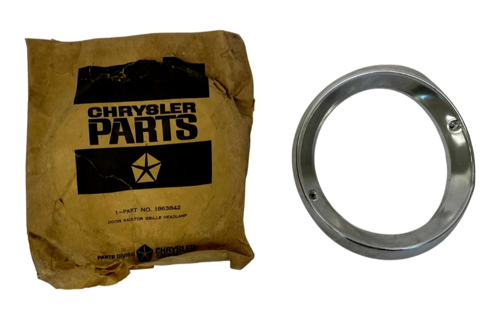 1960 Plymouth Valiant grade radiador farol porta moldura 1863842 NOS. - Imagem 2 de 4