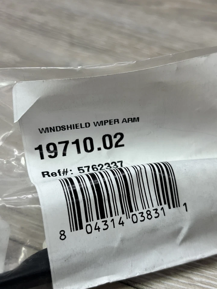 Brazo limpiaparabrisas Omix 19710.02 compatible con 68-86 CJ5 CJ6 CJ7 Scrambler Foto 2 de 4